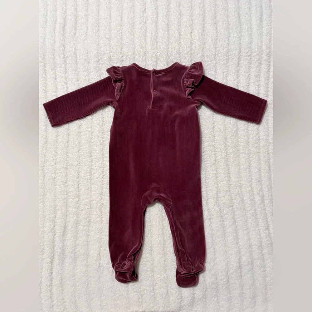 Mud Pie Rib Velour Footie in Burgundy